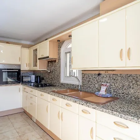 Tatil Evi Mit Privatpool Fuer 5 Personen Ca 100 Qm In Nerja, Andalusien Costa Del Sol