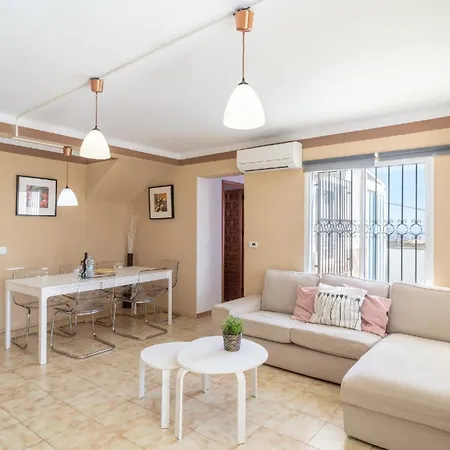 Mit Privatpool Fuer 5 Personen Ca 100 Qm In Nerja, Andalusien Costa Del Sol