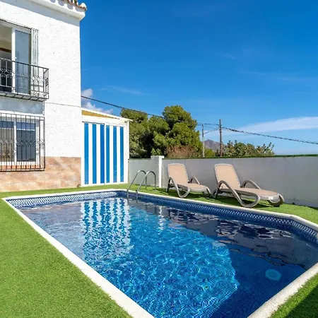 Mit Privatpool Fuer 5 Personen Ca 100 Qm In Nerja, Andalusien Costa Del Sol Tatil Evi *